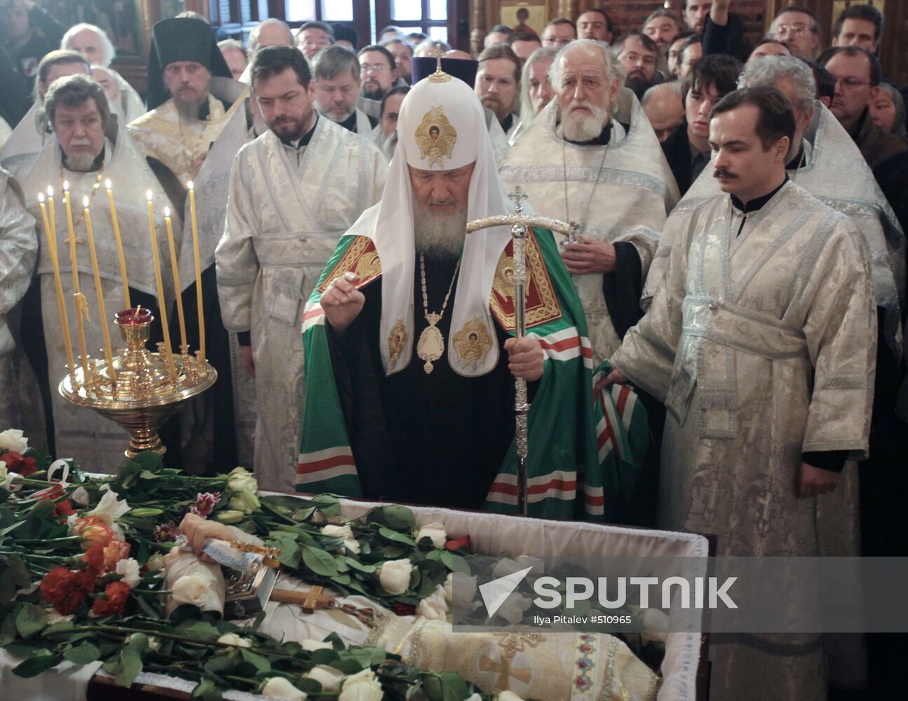 Funeral service for priest Daniil Sysoyev