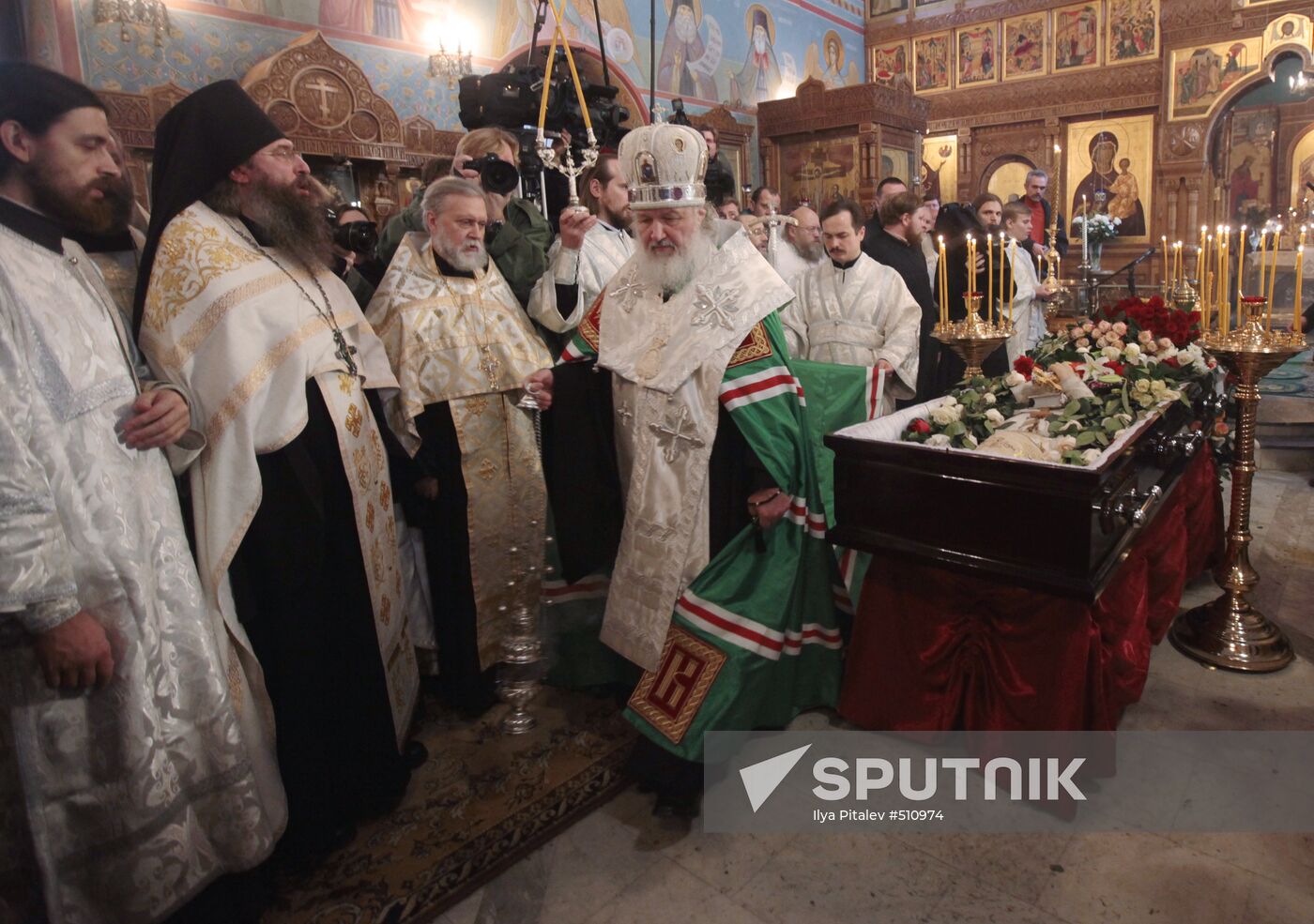 Funeral service for priest Daniil Sysoyev