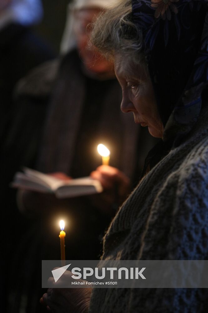 Funeral service for priest Daniil Sysoyev