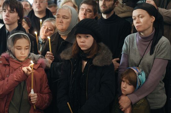 Funeral service for priest Daniil Sysoyev