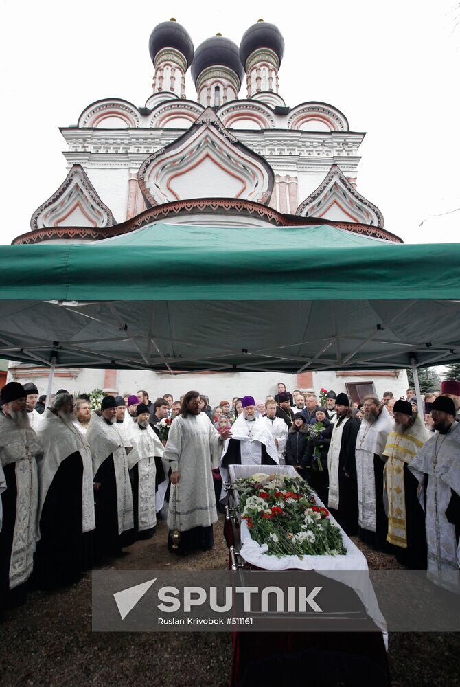 Funeral for priest Daniil Sysoyev