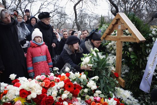 Funeral for priest Daniil Sysoyev