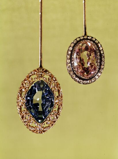 Pins with colored diamonds