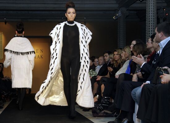 Helen Yarmak fur show