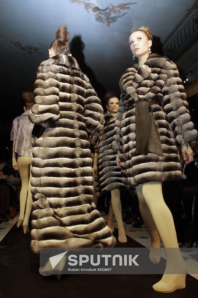 Helen Yarmak showing her new fur collection