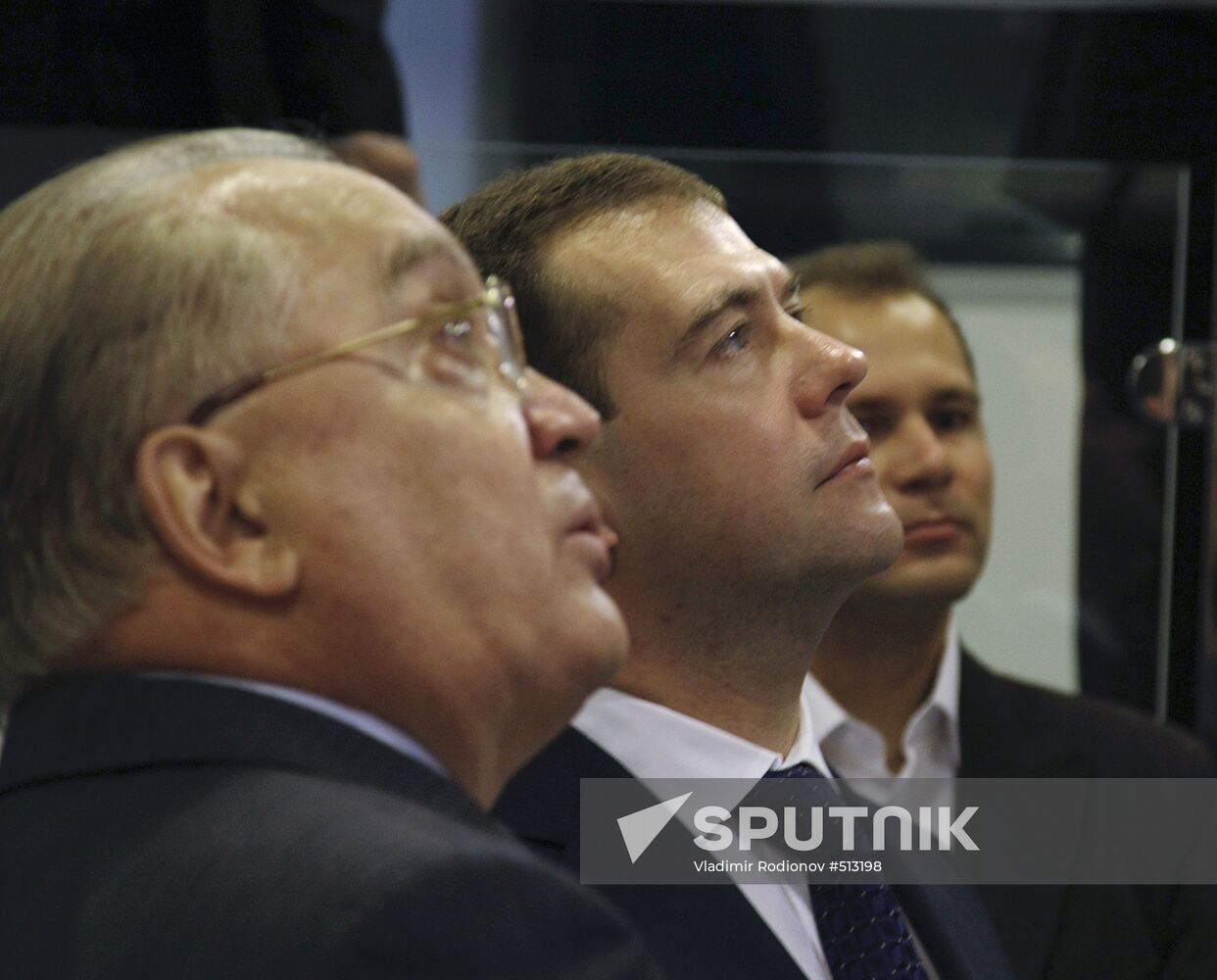 Dmitry Medvedev views newly developed supercomputer