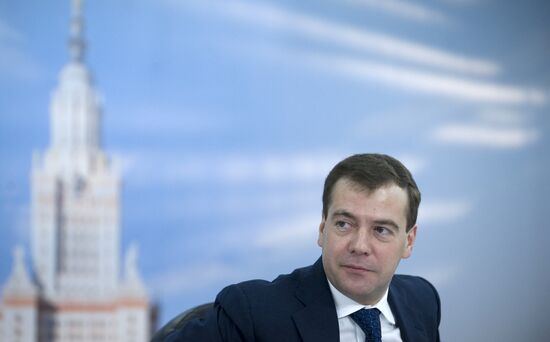 Dmitry Medvedev chairs meeting on Russia's economic advancement