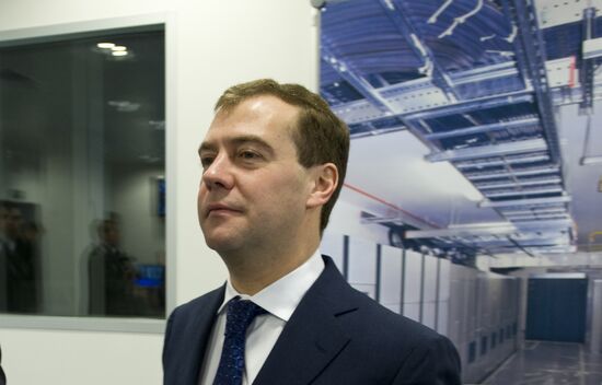 Dmitry Medvedev views newly developed supercomputer