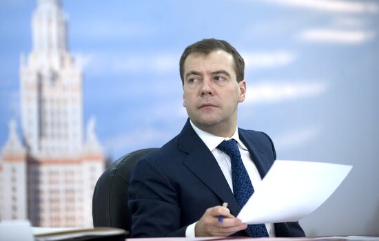 Dmitry Medvedev chairs meeting on Russia's economic advancement