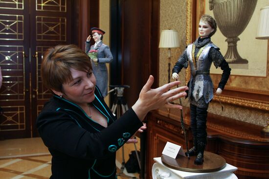 Politician Doll Parade 2009 charity auction held in Kiev