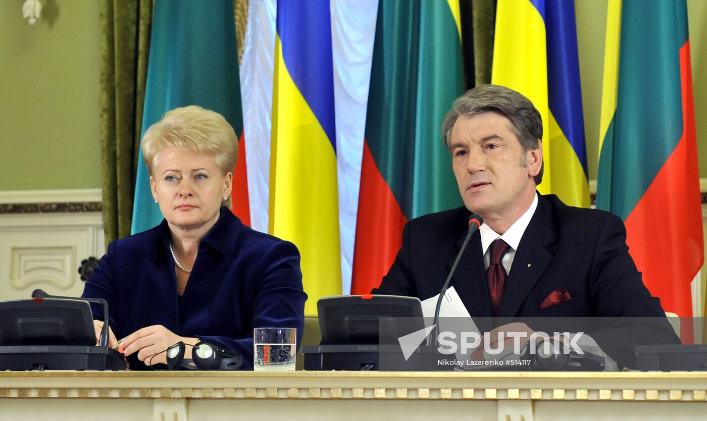 Lithuanian President Dalia Grybauskaite visits Kiev