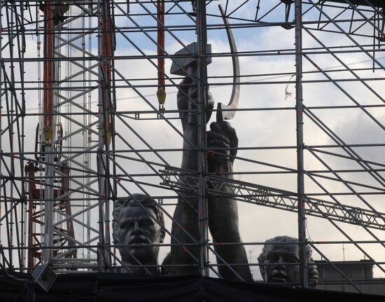 Worker And Collective Farmer statue to be re-installed