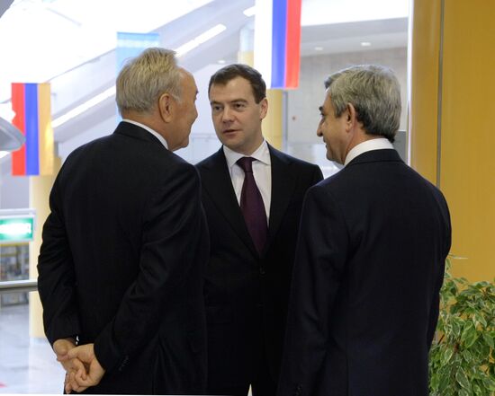 Russian president attends EAEC session