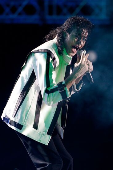 Michael Jackson impersonator Earnest Valentino