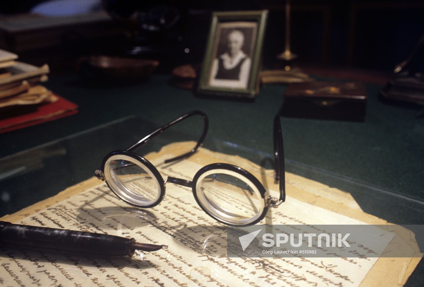 Vladimir Vernadsky's desk