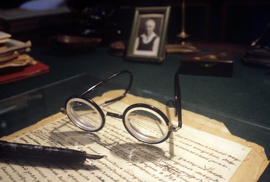 Vladimir Vernadsky's desk