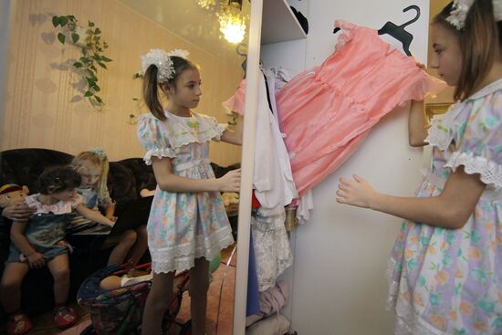 Eleonora Pavlovskaya's large family
