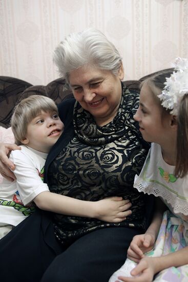 Eleonora Pavlovskaya's large family