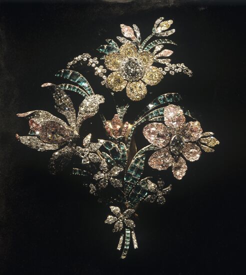 Bodice pin "Grand Bouquet"