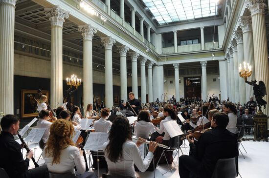 Exhibition "Images of History" in Pushkin Museum of Fine Arts