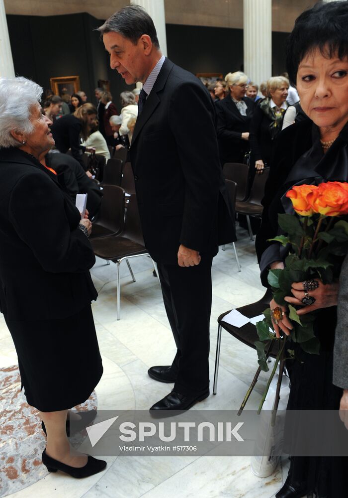 Irina Antonova, Alexander Avdeyev and Bella Akhmadulina
