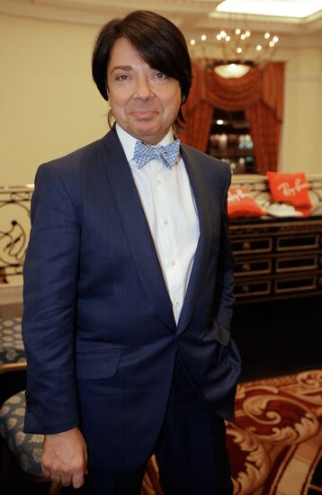 Valentin Yudashkin