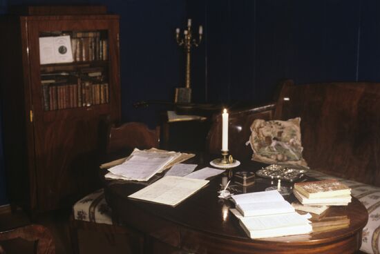 Dostoevsky museum-flat