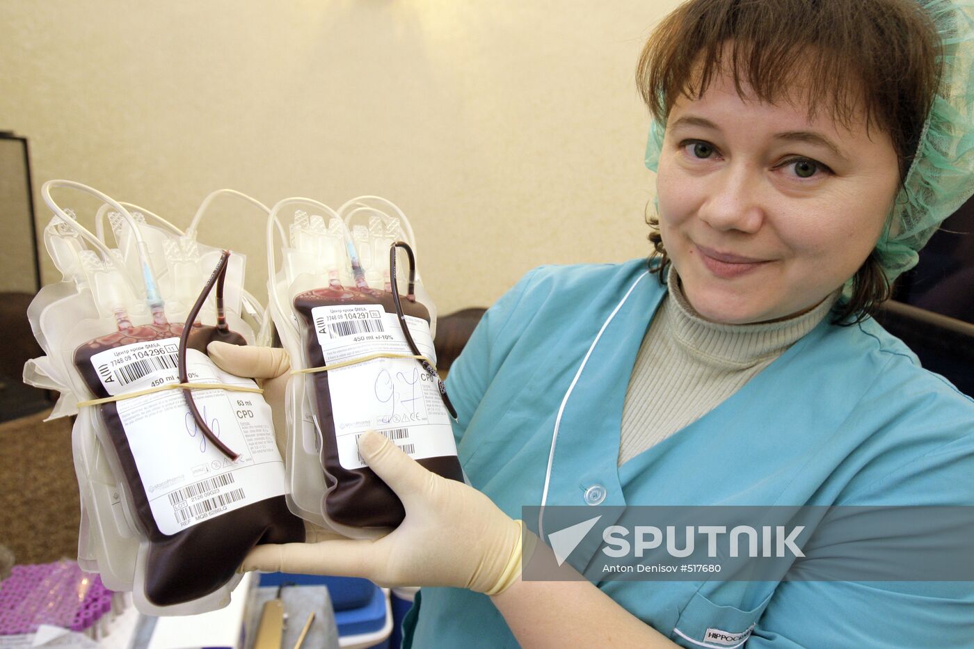 RAMT actors donate blood at Moscow's Blood Center