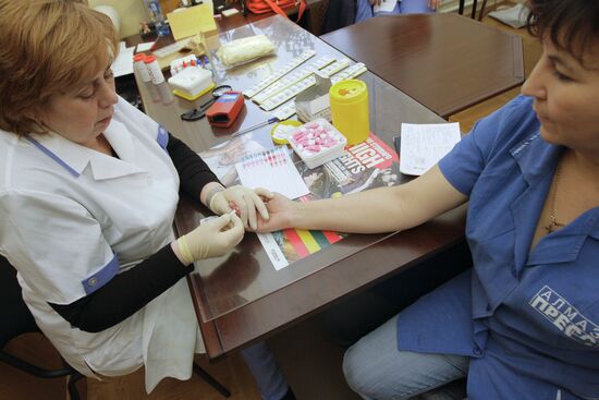 Drawing blood from finger
