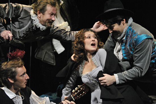Triptych premiered at Fomenko Workshop Theater