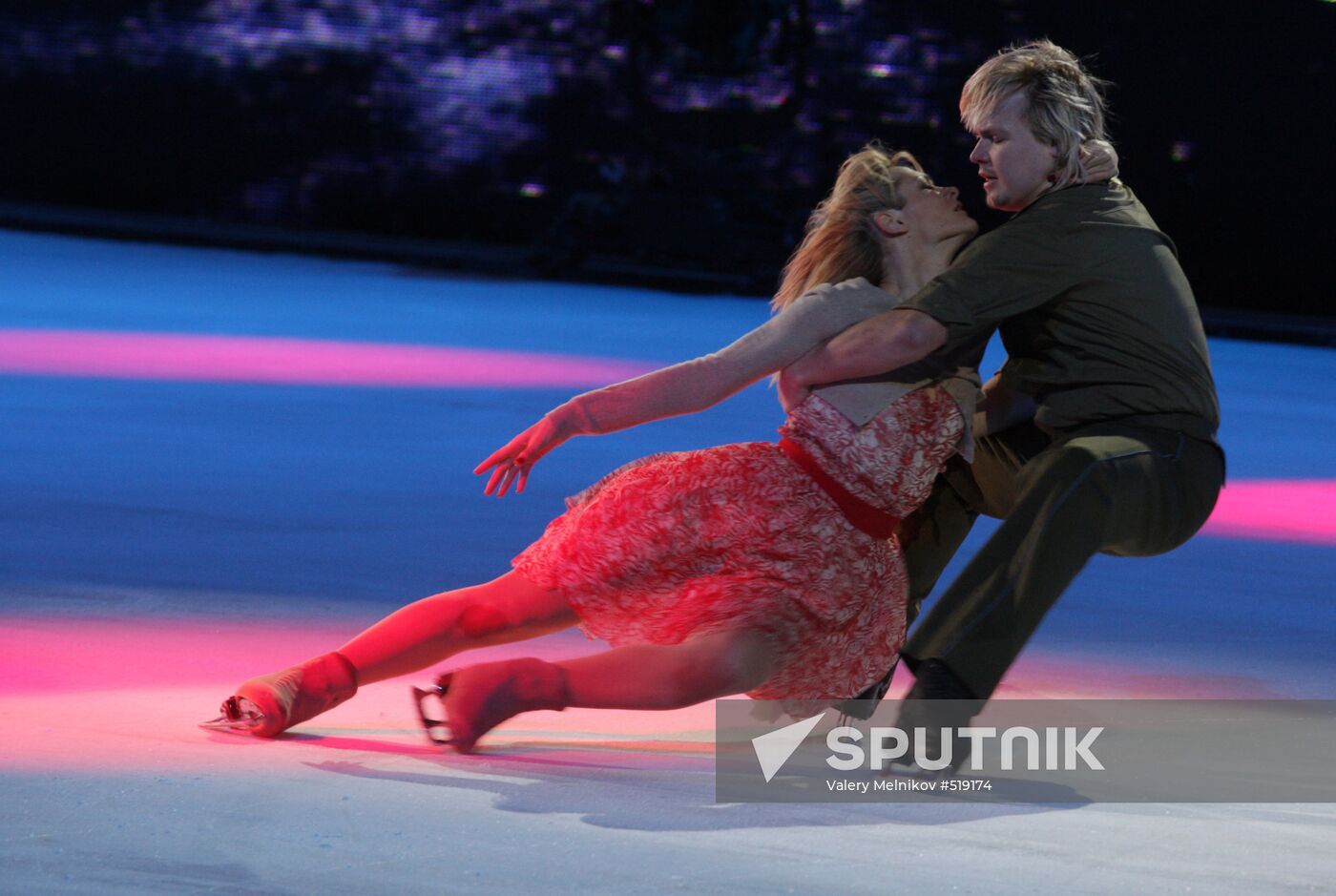 Ice skaters Albena Denkova and Maxim Stavisky