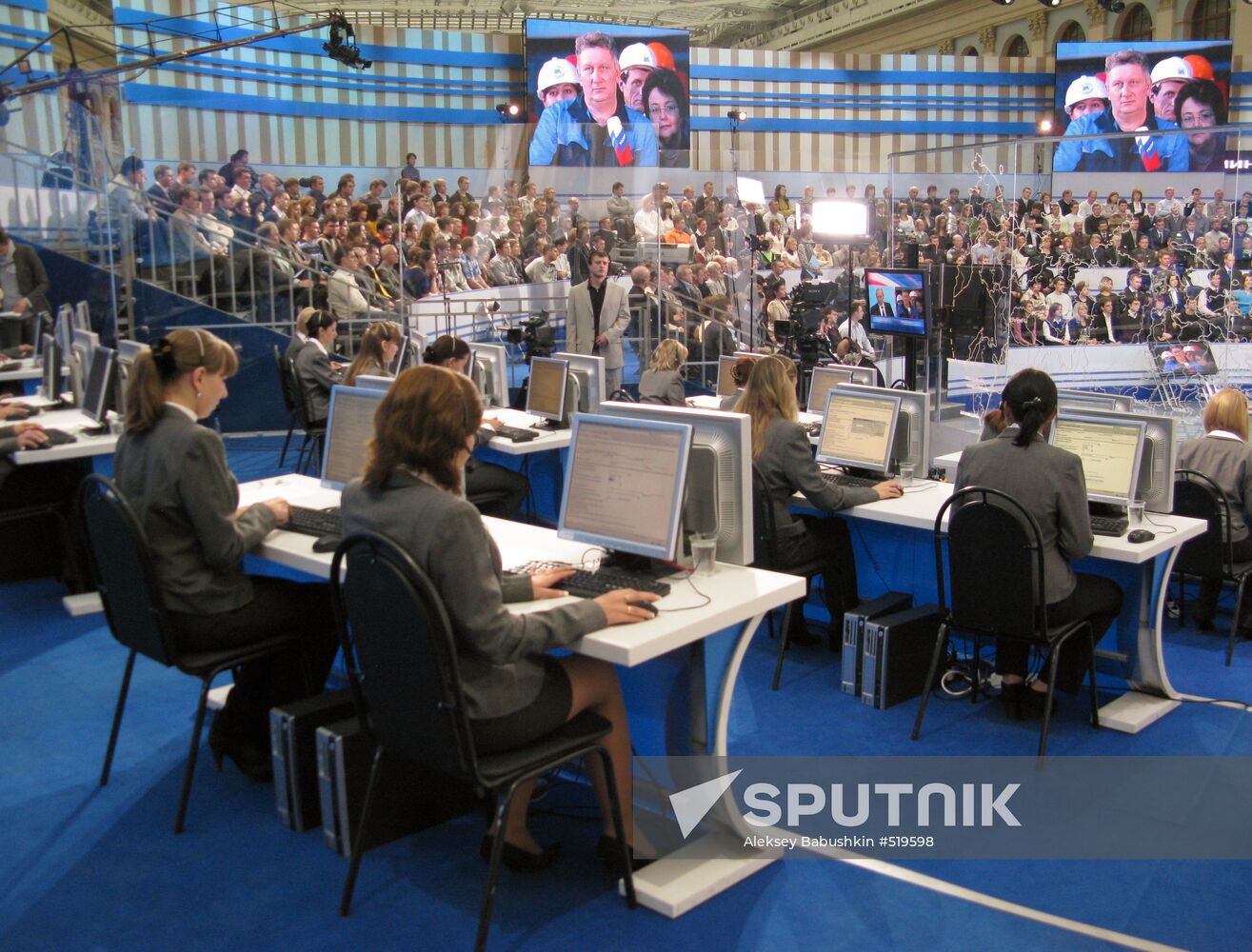 Televised live call-in show with Vladimir Putin