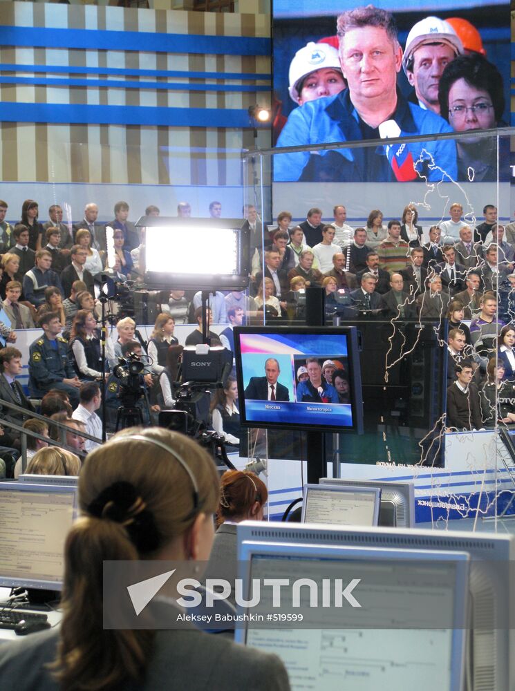 Televised live call-in show with Vladimir Putin