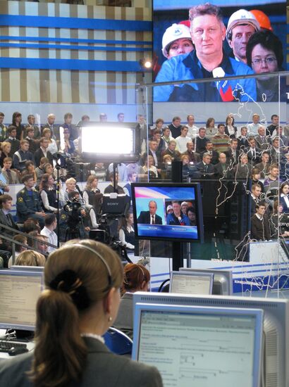 Televised live call-in show with Vladimir Putin