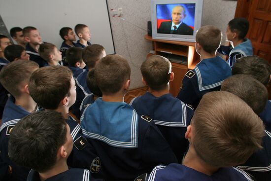Televised live call-in show with Vladimir Putin