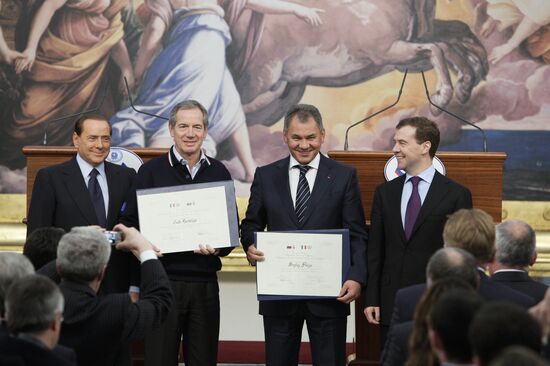 Dmitry Medvedev, Silvio Berlusconi give awards