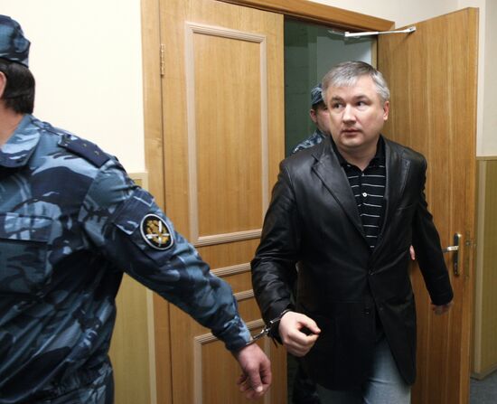 Hearing on a motion to arrest ex-Senator Igor Izmetyev