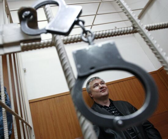 Hearing on a motion to arrest ex-Senator Igor Izmetyev