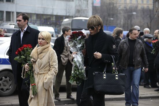 Sergei Zverev, Katya Lel