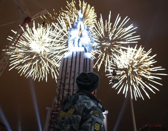 Worker and Kolkhoz Farmer sculpture unveiled