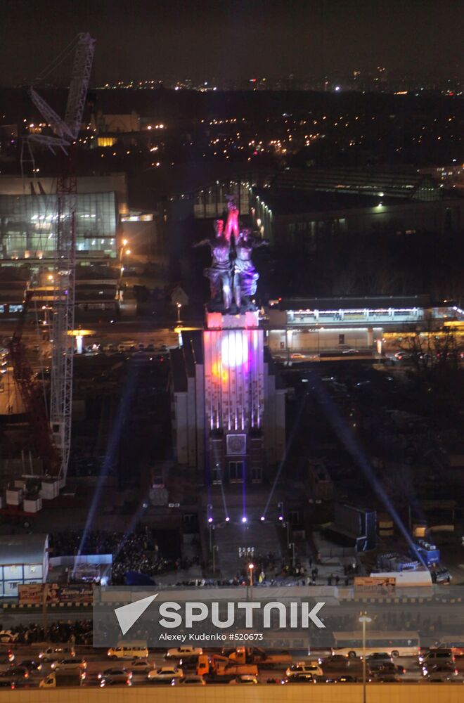 Worker and Kolhoz Farmer sculpture unveiled