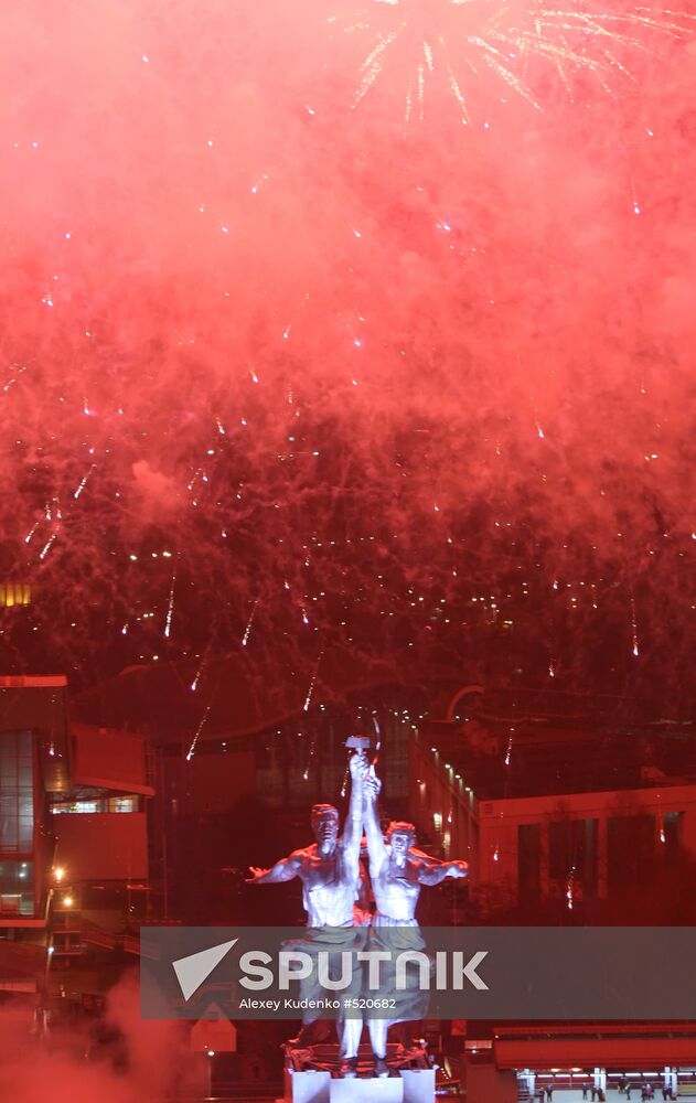 Worker and Kolkhoz Farmer sculpture unveiled