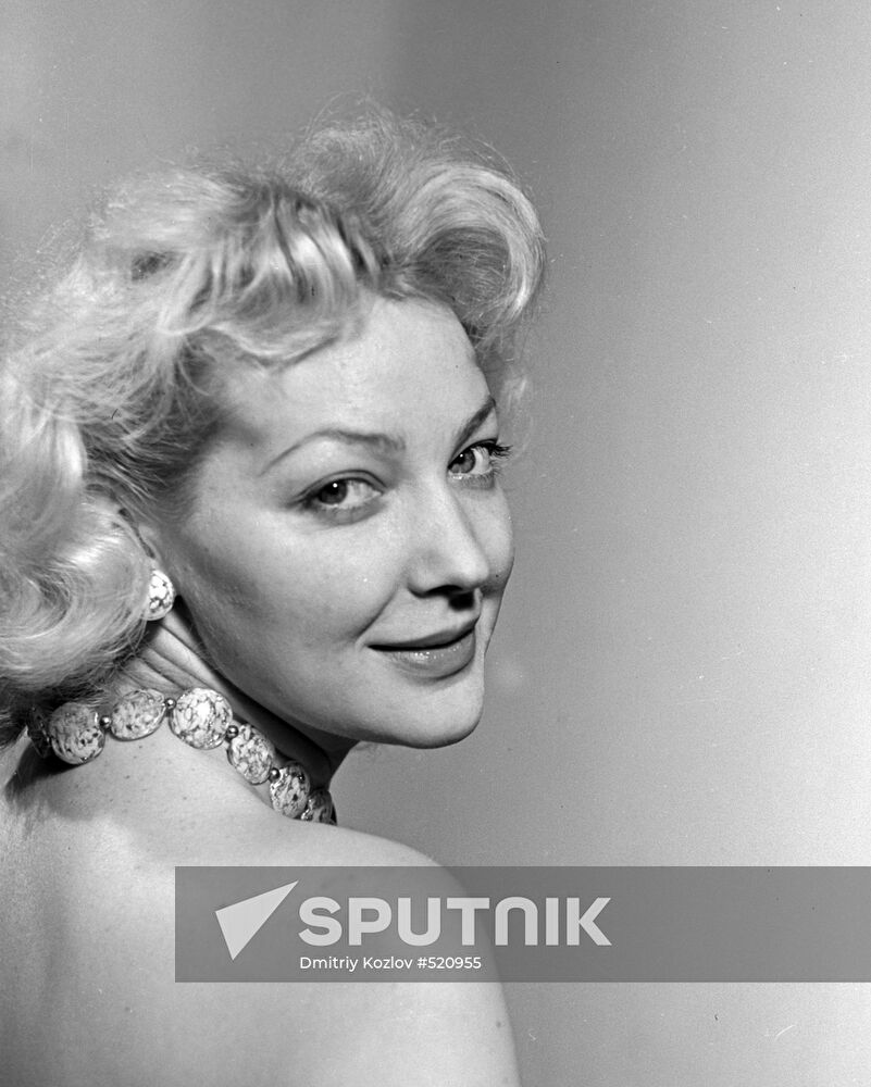 Soviet film actress Irina Skobtseva
