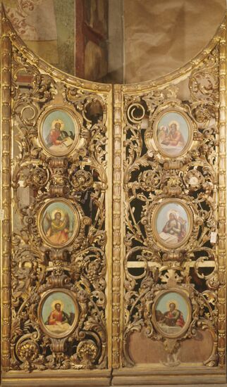 Altar doors
