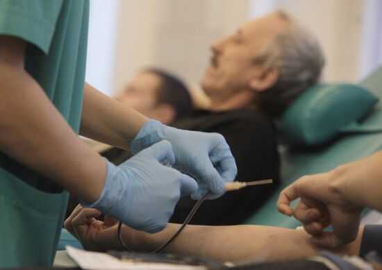 Perm residents donate blood to help nightclub blaze victims