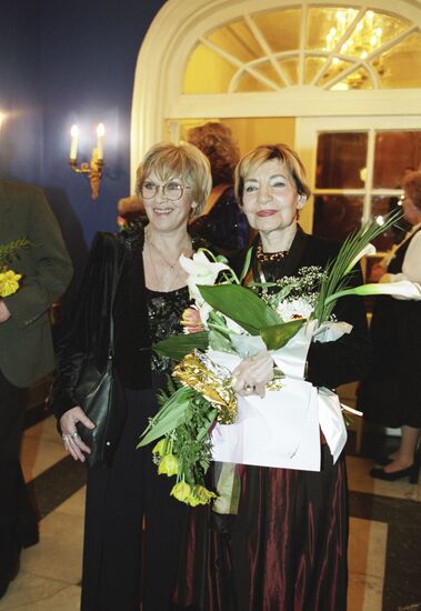Alisa Freindlich with Zoya Boguslavskaya
