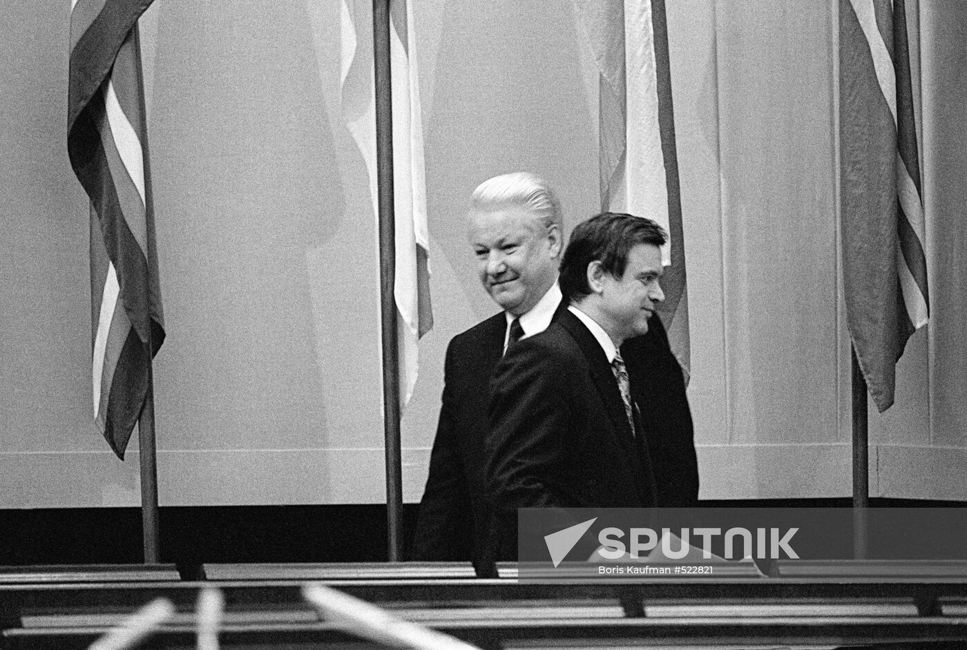 Boris Yeltsin and Ruslan Khasbulatov