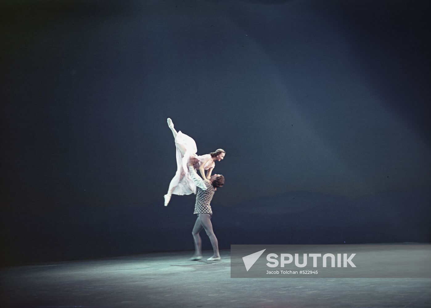 Ballet dancers Galina Ulanova and Yury Zhdanov