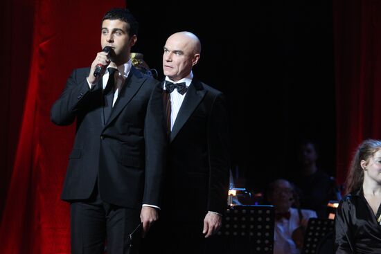 Ivan Urgant and Sergei Mazayev