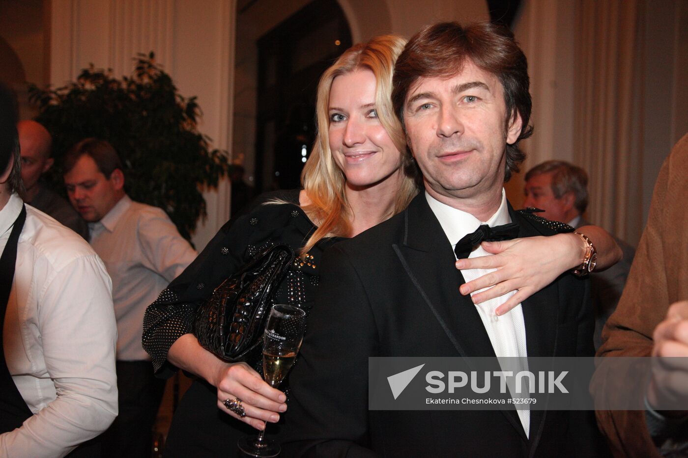 Valery Syutkin with his wife